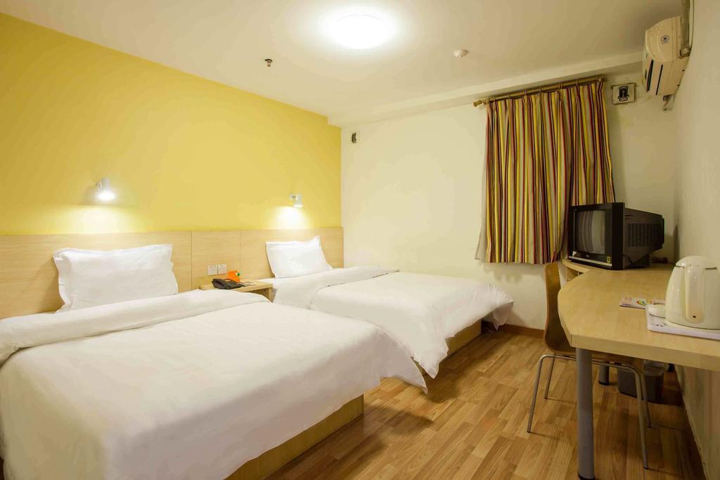 7Days Inn Jiangmen Peng Jiang Qiao North Camera foto