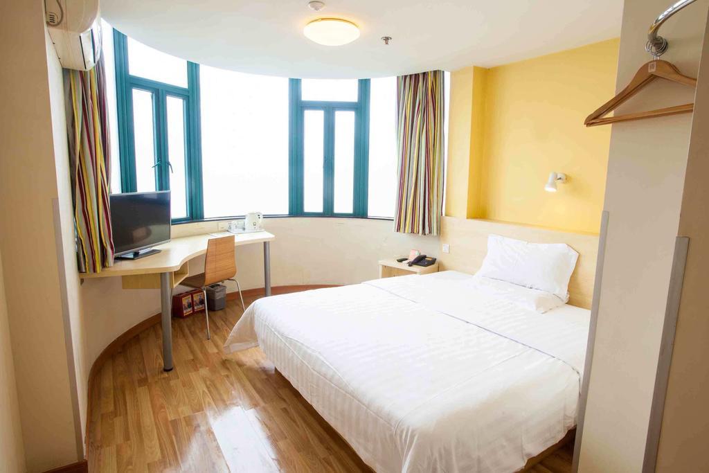 7Days Inn Jiangmen Peng Jiang Qiao North Camera foto